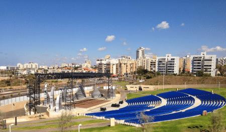 אמפי אשדוד לא מסומן