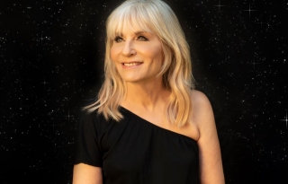 נישק אותך האור – גיל שוחט מארח את אילנית