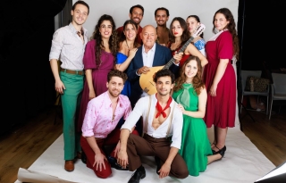 בגלל הרוח – התיאטרון העברי